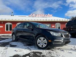 Chevrolet Cruze 2015 LT, 8 roues et pneus $ 12941